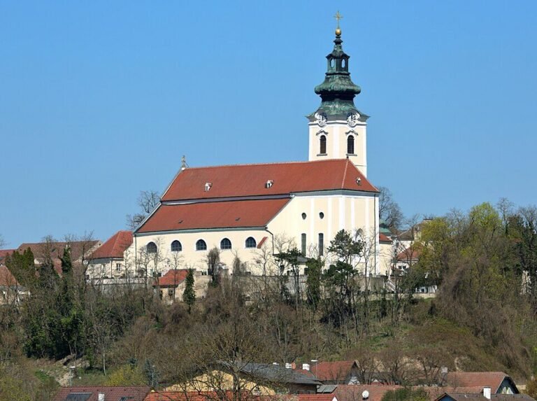 965px-Kirchberg_am_Wagram_-_Kirche